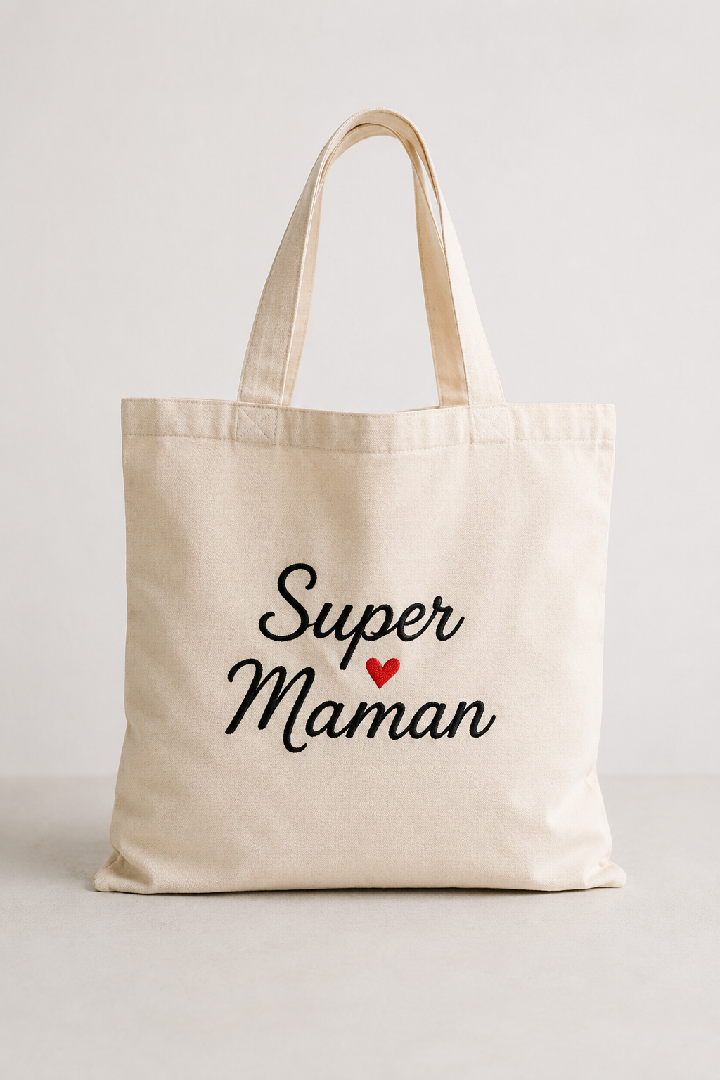 Broderie professionnelle & marquage textile en Alsace Tote bag personnalisé avec l’inscription Super Maman.